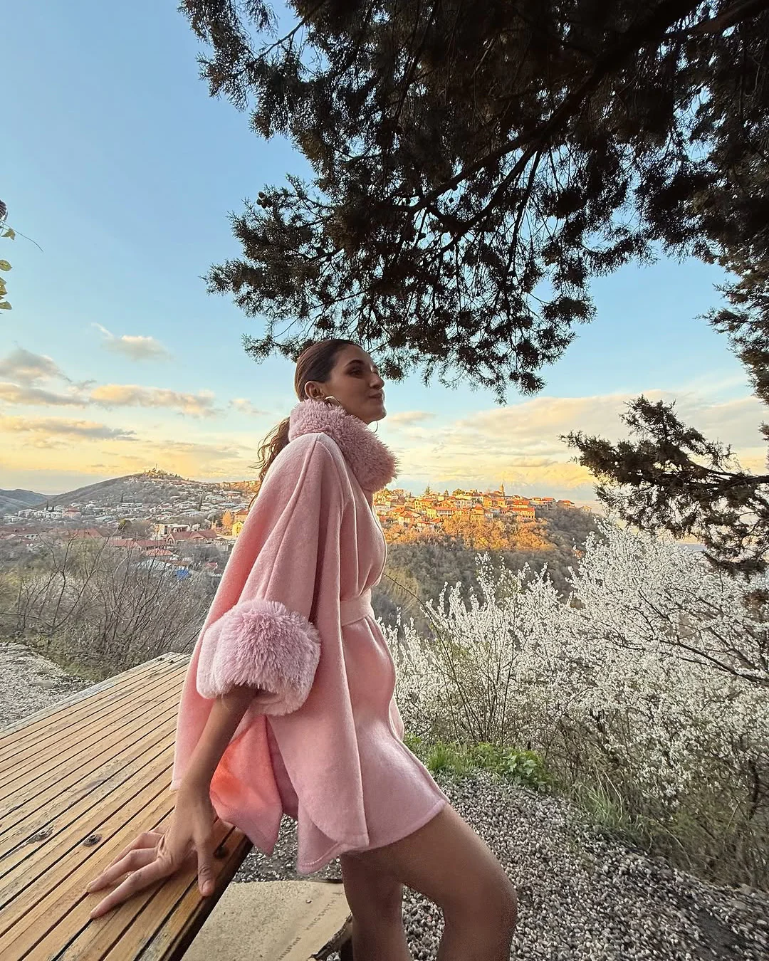 Violetta Premium Winter Capes with Fur Detailing In Pink - Image 3