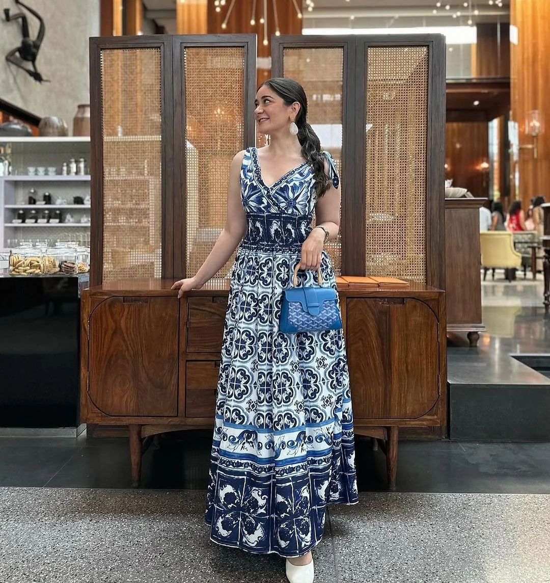 Wester Porcelain Print Maxi Dress In Blue - Image 2