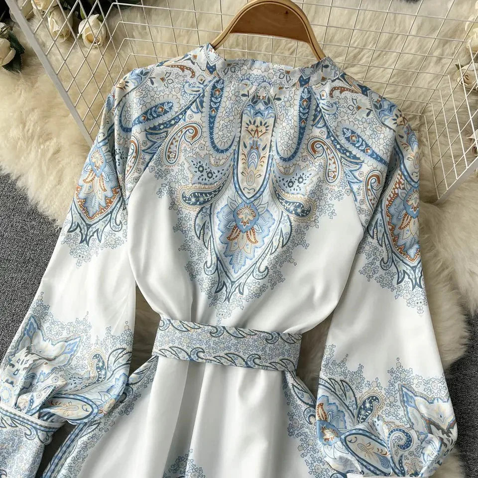 Zeo Modest Vintage Statement Maxi Dress - Image 4